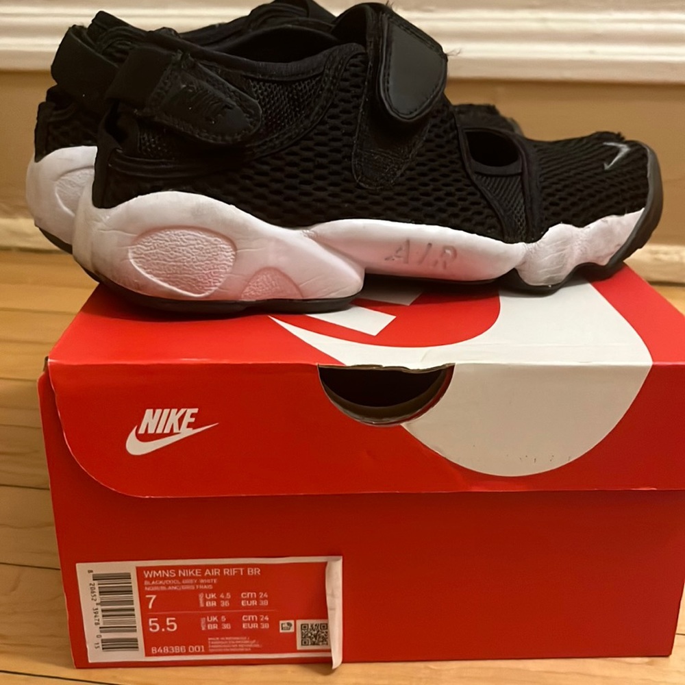 Nike Air Rift